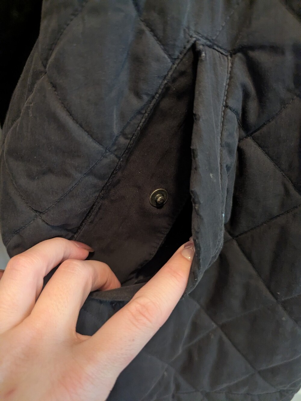 Vintage LL Bean Quilted Riding Barn Jacket - Picture 8 of 13
